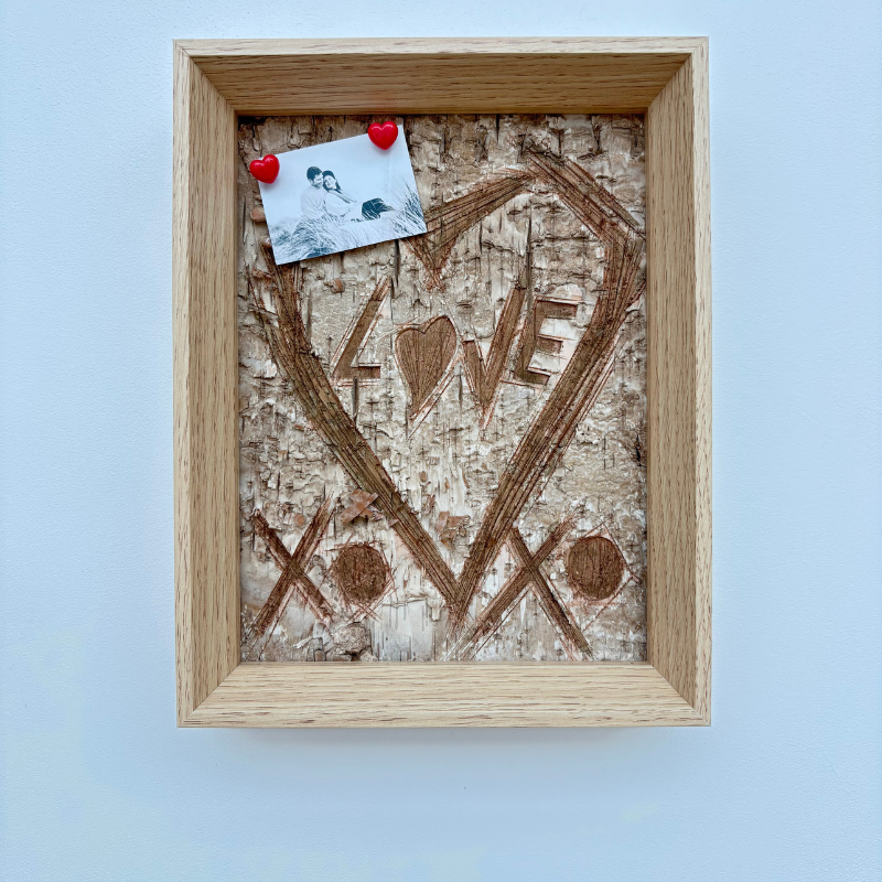 "L♥︎ve" Birch Bark Frame Light Engraved