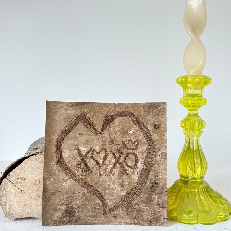 "XOXO ♛" Birch Bark Plaque Raw Engraved