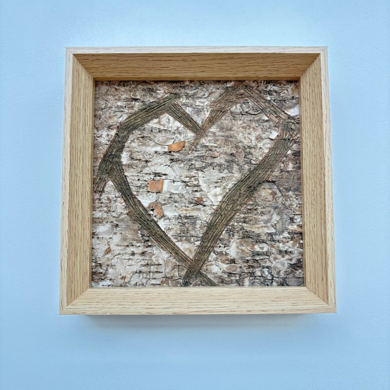 Personalized wooden photo frame — unique gift idea for mom, partner, couple, family or friend — handcrafted natural wood decor, perfect for birthday, Mother’s Day, Valentine’s Day, Christmas and special occasions
