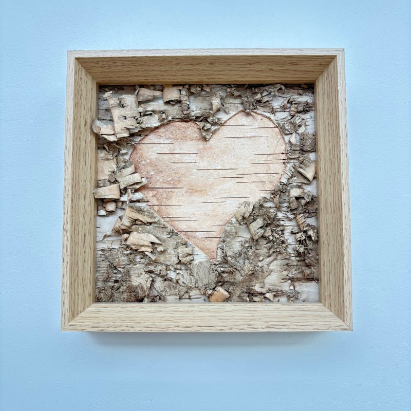Personalized wooden photo frame — unique gift idea for mom, partner, couple, family or friend — handcrafted natural wood decor, perfect for birthday, Mother’s Day, Valentine’s Day, Christmas and special occasions
