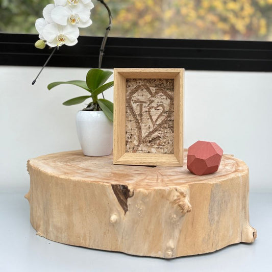 Personalized wooden photo frame — unique gift idea for mom, partner, couple, family or friend — handcrafted natural wood decor, perfect for birthday, Mother’s Day, Valentine’s Day, Christmas and special occasions
