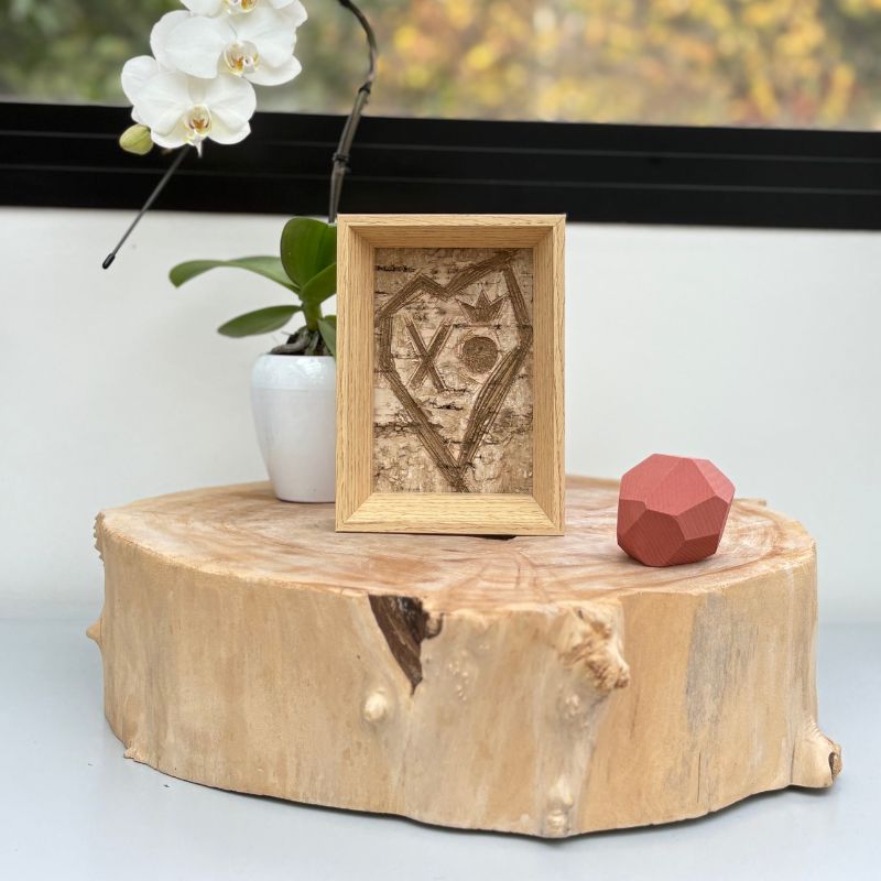 Personalized wooden photo frame — unique gift idea for mom, partner, couple, family or friend — handcrafted natural wood decor, perfect for birthday, Mother’s Day, Valentine’s Day, Christmas and special occasions
