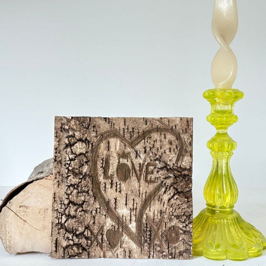 Personalized wooden photo frame — unique gift idea for mom, partner, couple, family or friend — handcrafted natural wood decor, perfect for birthday, Mother’s Day, Valentine’s Day, Christmas and special occasions
